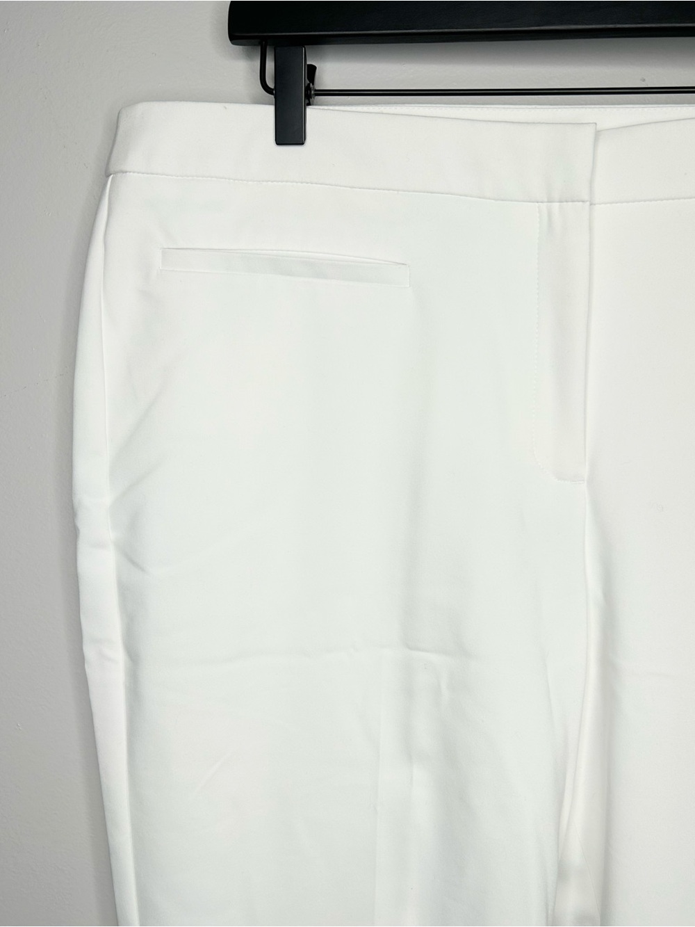 Chico’s Fabulously Slimming Darcy Optic White Ankle Pants Size 3 or US 16 - Picture 3 of 12